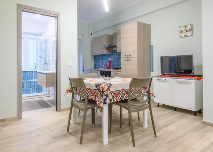 Daire "a Casa Dei Nonni" House Near The Metro C Roma